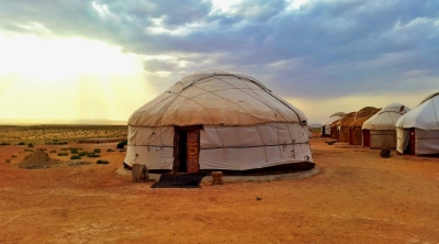 Посреди чистого поля: как живут в юртах в Узбекистане