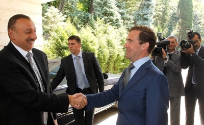 Какие территории России Медведев отдал Азербайджану в 2010-м году?